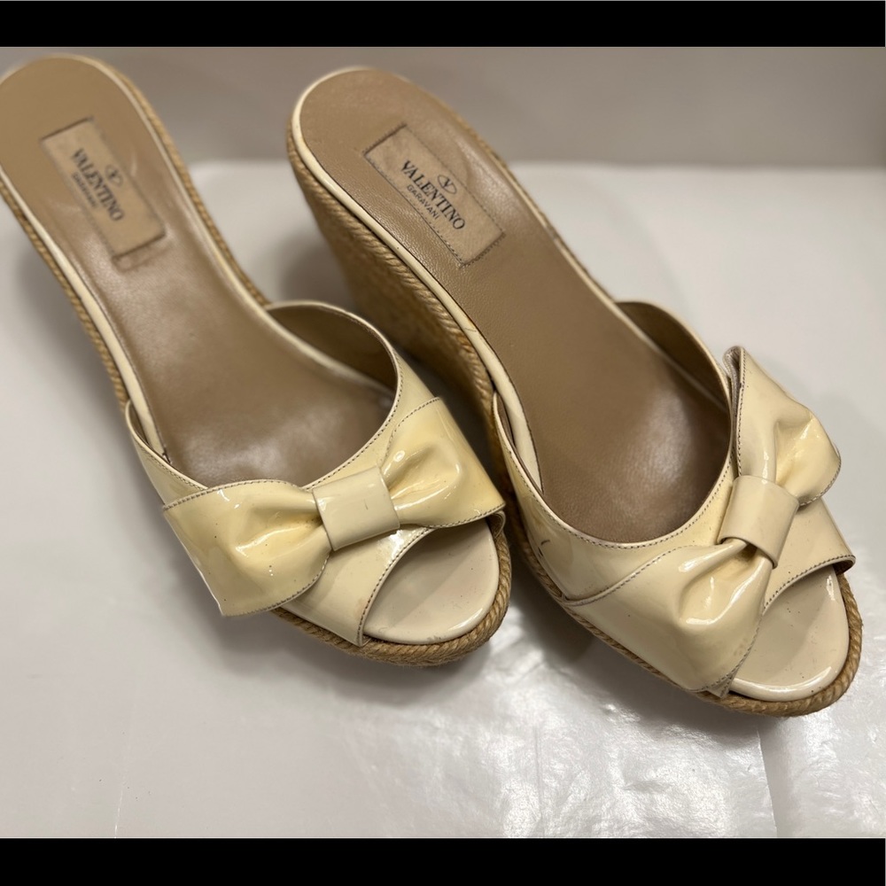 Valentino Wedges. Size 39eu 9us